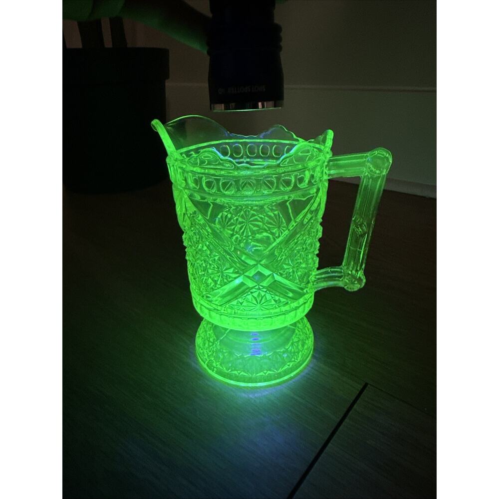 Uranium Vaseline EAPG Richard’s & Hartley Vaseline Pitcher 6” Late 1800s uranium - Picture 4 of 12